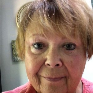 Meet your Posher, Maxine